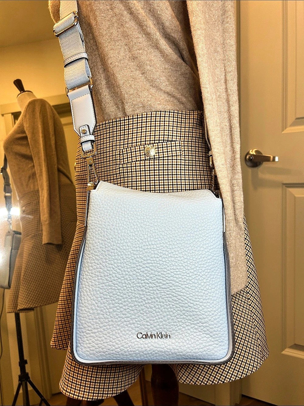 ✨ GORGEOUS Calvin Klein Fay Small Crossbody — Dusty Blue ✨